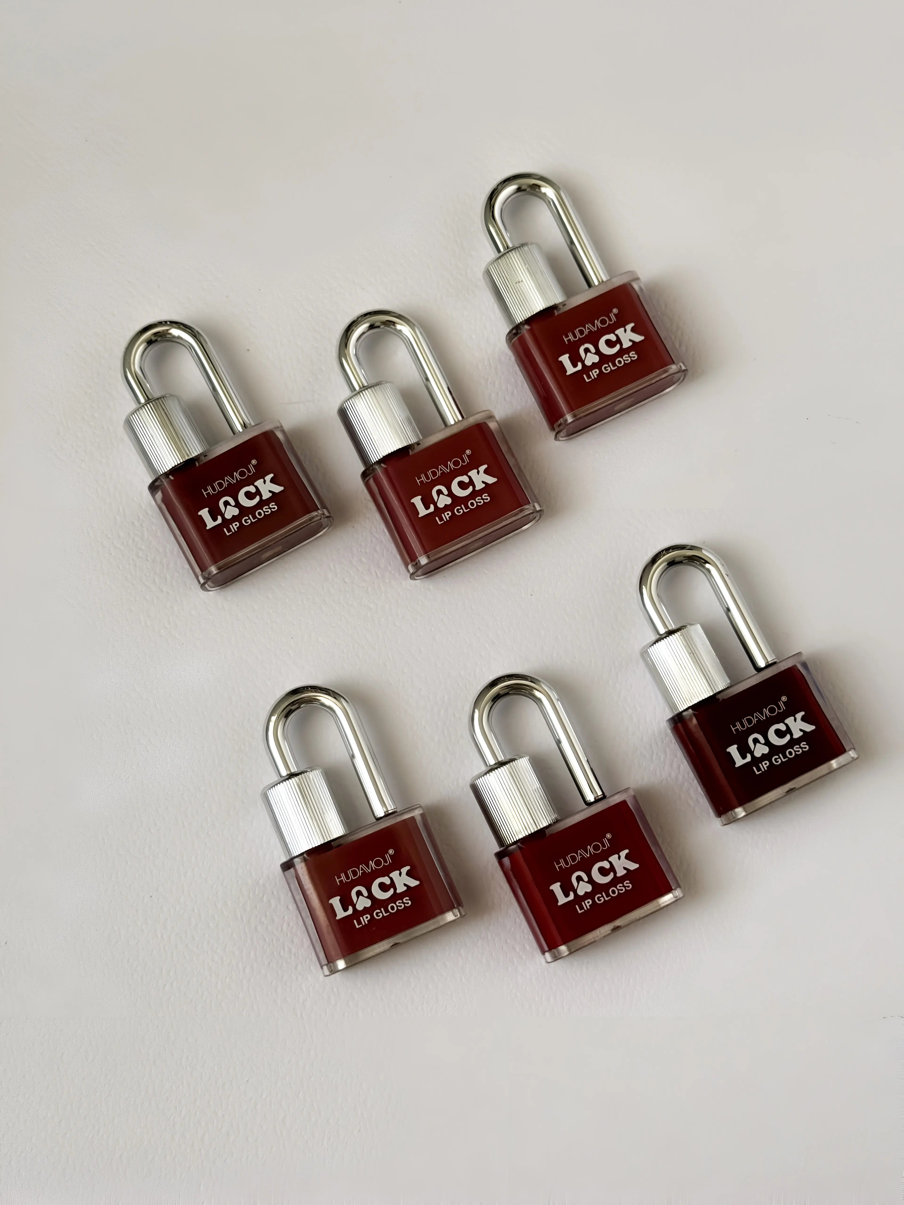 رژ قفلی هدی موجی